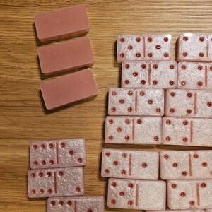 Elegant Rose Domino Set